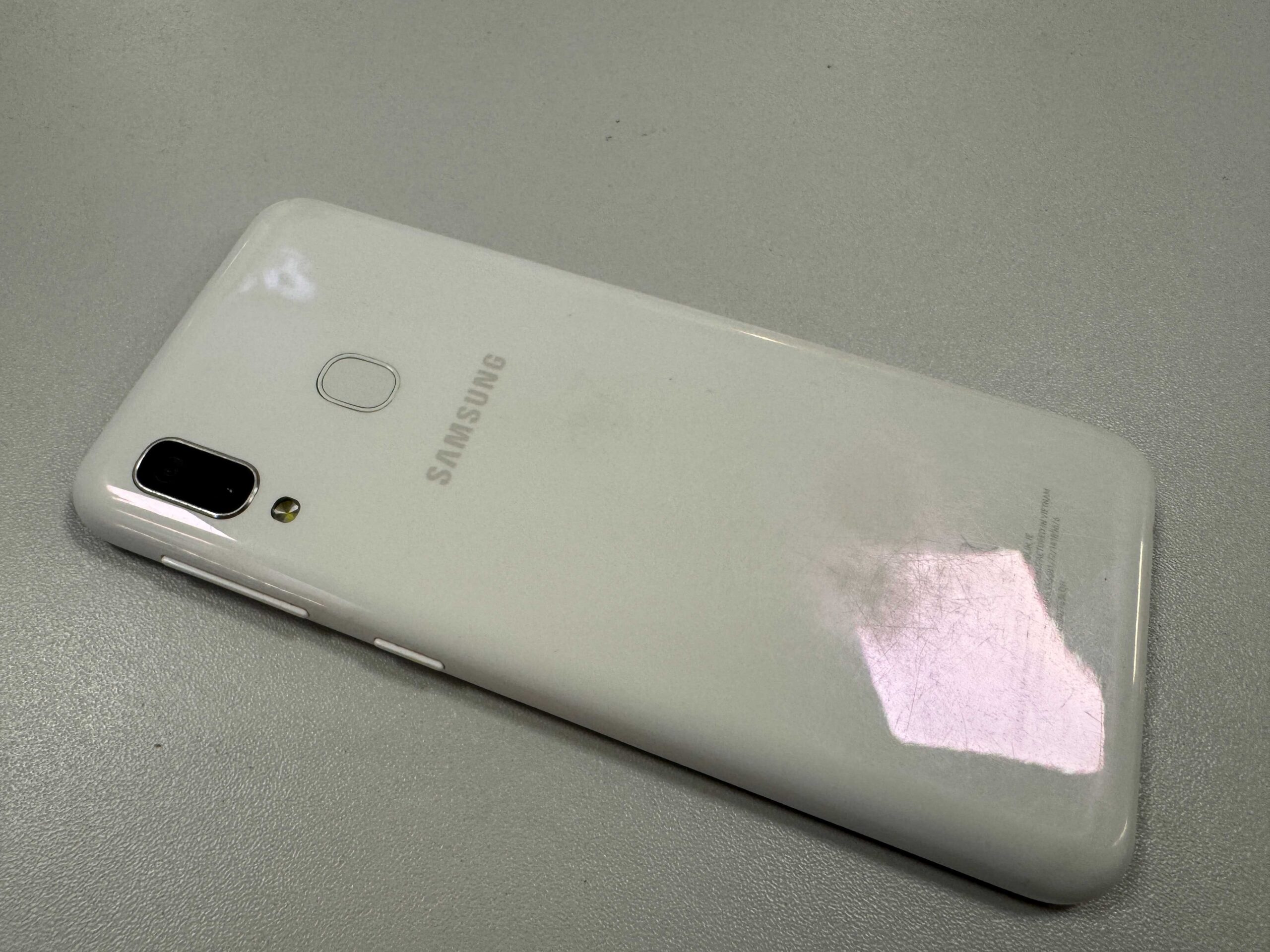 Telefon SAMSUNG Galaxy A20E 32GB / 3GB - obrazek 2