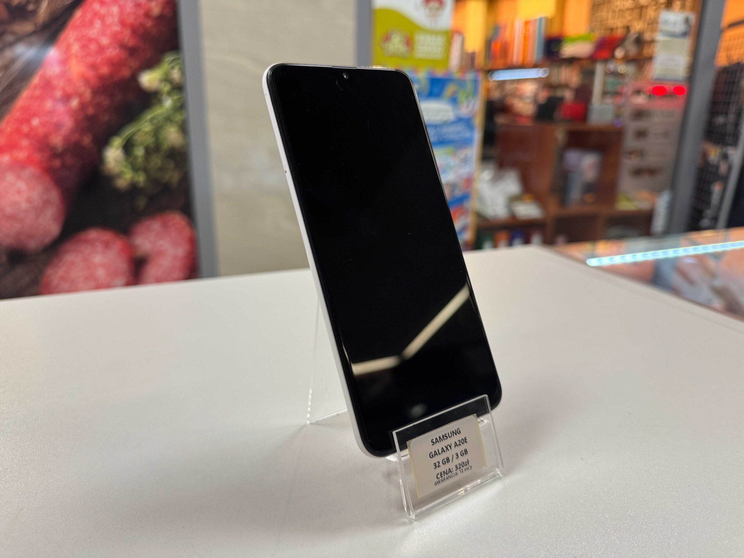 Telefon SAMSUNG Galaxy A20E 32GB / 3GB - obrazek 3