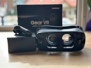 Okulary Samsung Gear VR SM-R325 z Kontrolerem – Idealny + Pudełko!