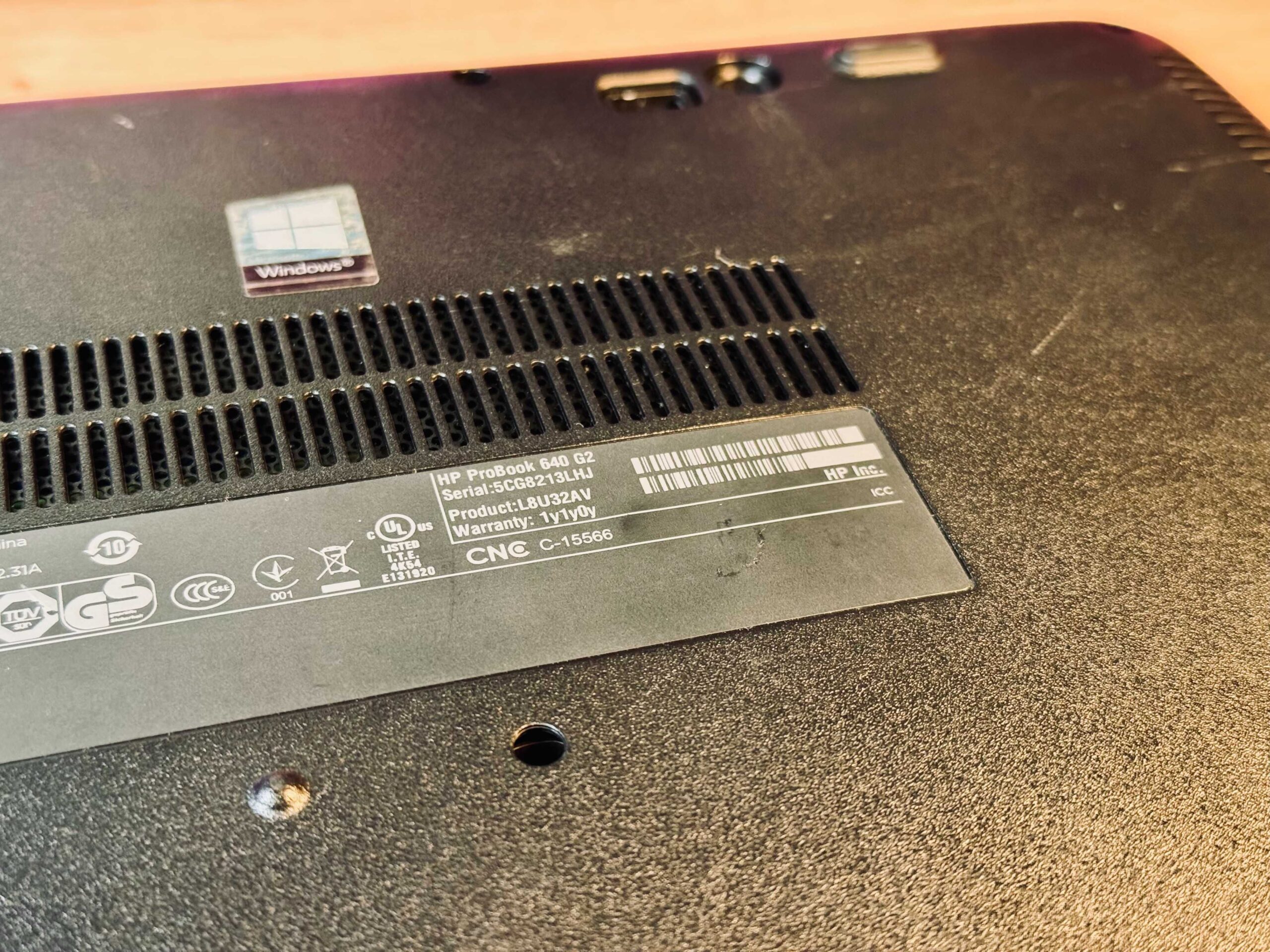 Laptop Hp Probook 640 G2 I5 6gen. 256 GB / 8 GB. - obrazek 4