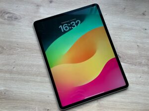 Tablet Apple iPad Pro 4 gen. 128GB – Stan Idealny + Etui + Pudełko!