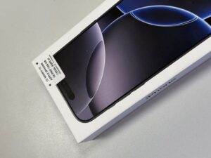 NOWY ! Telefon APPLE iPhone 16 PRO 128 Gb Black Titanium. Zaplombowany