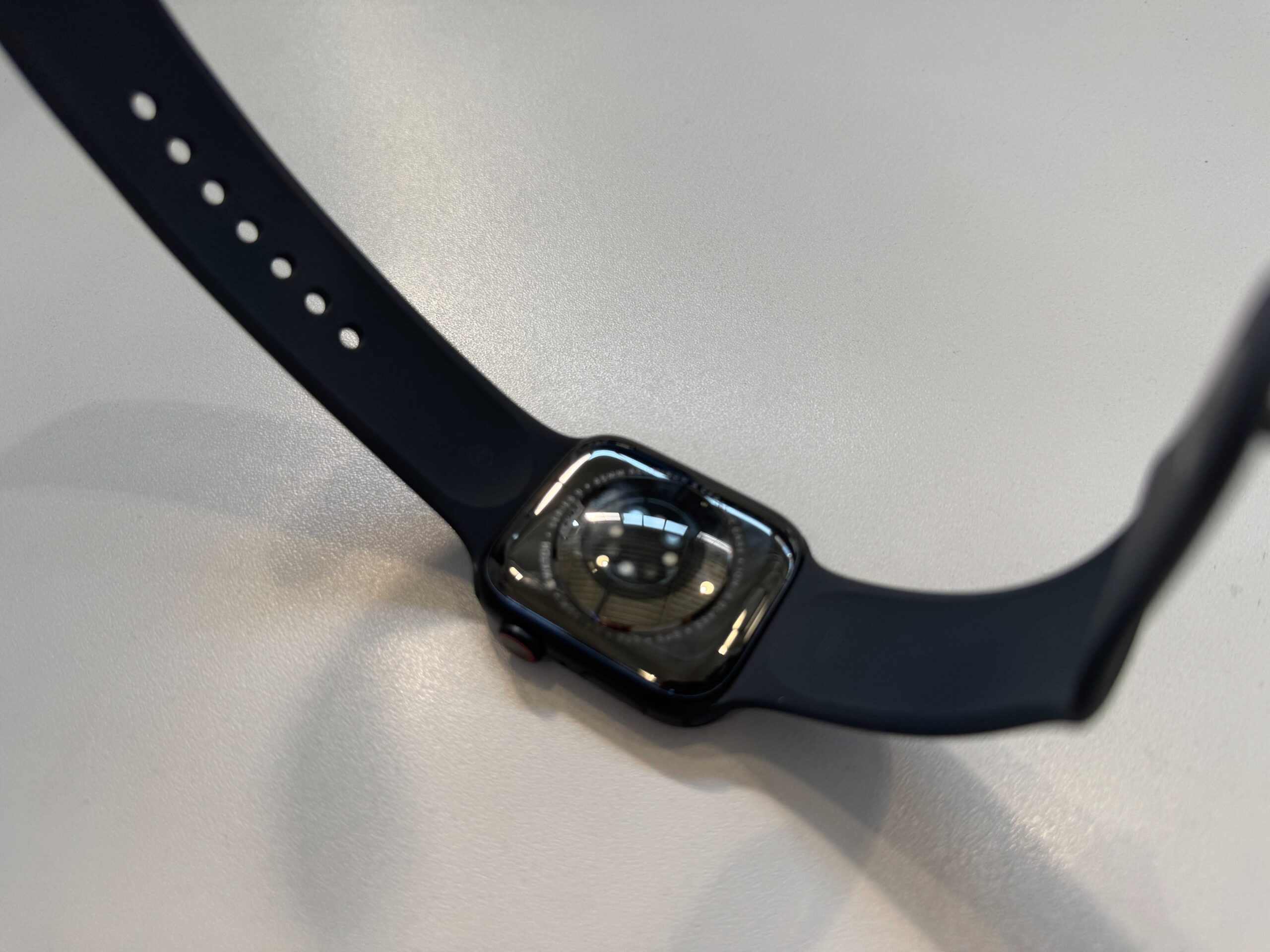 Smartwatch Apple Watch Series 9 45mm NOWY - obrazek 3